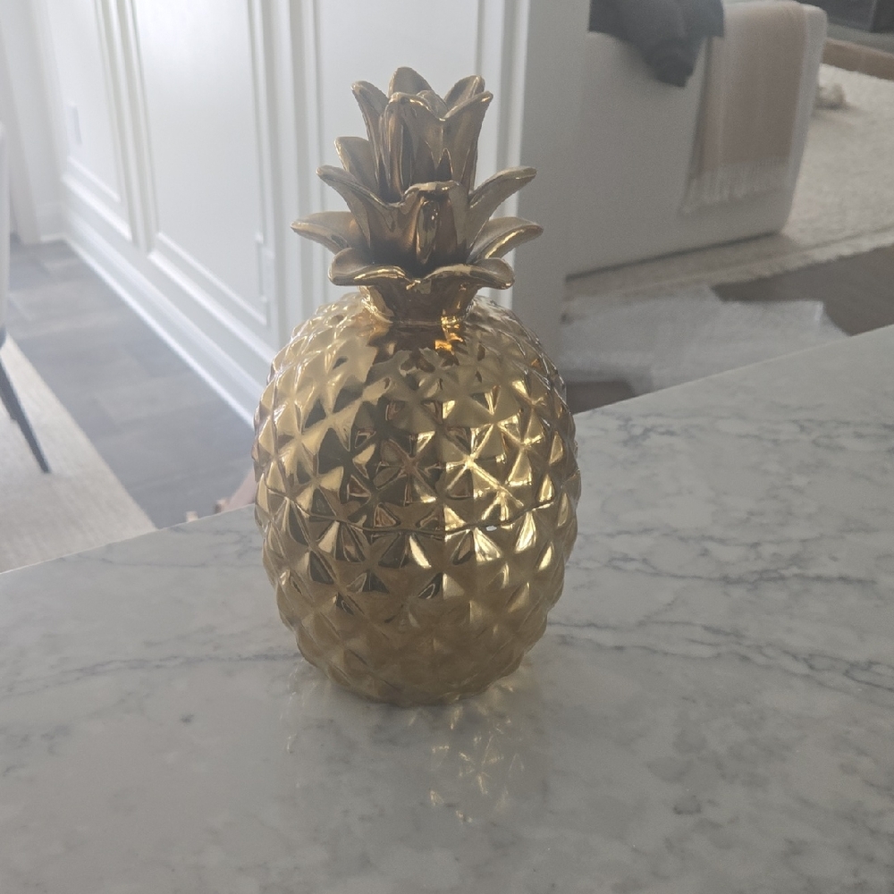 Gold Pineapple Decor